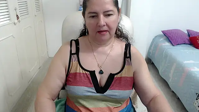 leonela 69 online show from 6, 4, 2026