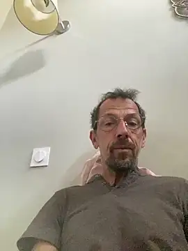 createur34 online show from 8, 4, 2026