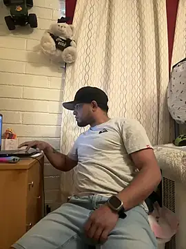 Snapshot of guajiro276565 chatting on 4, 3, 2025 guajiro276565 online show from 4, 3, 2025