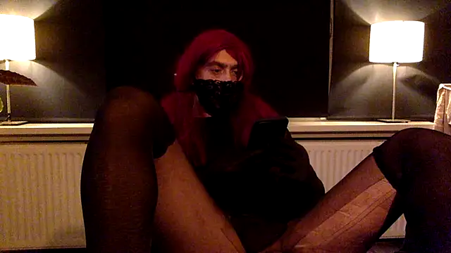 Snapshot of Bleueyez007 chatting on 31, 10, 2025 Bleueyez007 online show from 31, 10, 2025