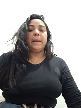 Naylasantos online show from 10, 10, 2025