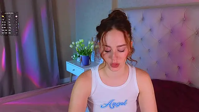 Snapshot of StacyWatts chatting on 16, 9, 2025 StacyWatts online show from 16, 9, 2025