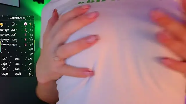 Snapshot of StacyWatts chatting on 13, 10, 2025 StacyWatts online show from 13, 10, 2025