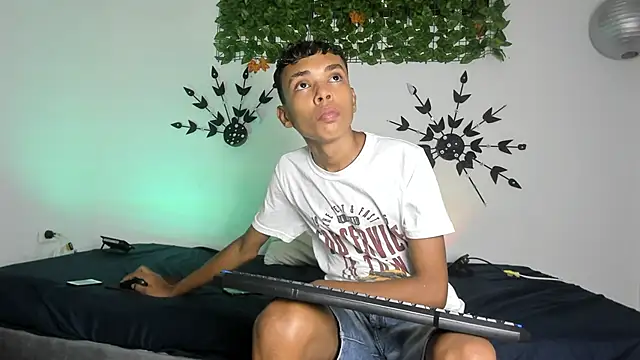 Snapshot of Calvin_Ford chatting on 20, 2, 2025 Calvin Ford online show from 20, 2, 2025