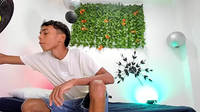 Snapshot of Calvin_Ford chatting on 25, 2, 2025 Calvin Ford online show from 25, 2, 2025