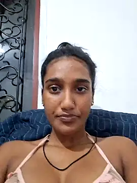 indianpink lips online show from 5, 3, 2025