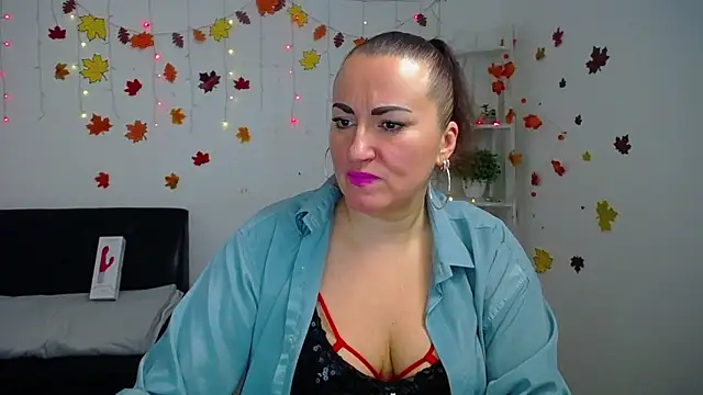 DianaMGG online show from 3, 12, 2025