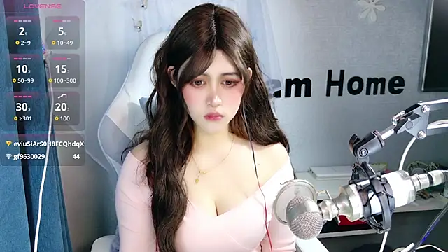 Snapshot of hanhan-baby chatting on 22, 2, 2025 hanhan-baby online show from 22, 2, 2025