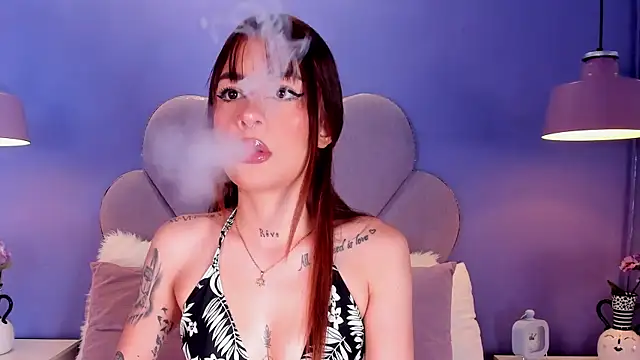 Snapshot of AmberHudson chatting on 5, 3, 2025 AmberHudson online show from 5, 3, 2025