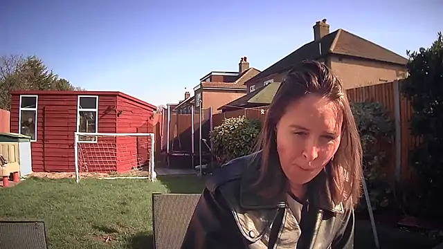 eatmypie69 online show from 5, 3, 2026