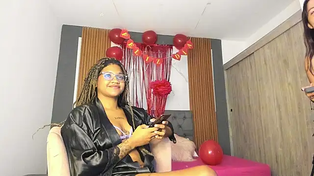 Snapshot of ZahraRose chatting on 15, 2, 2025 ZahraRose online show from 15, 2, 2025