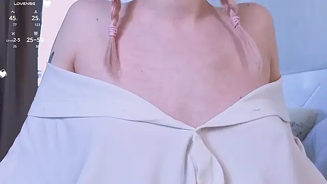 EdlaHewell online show from 3, 2, 2026