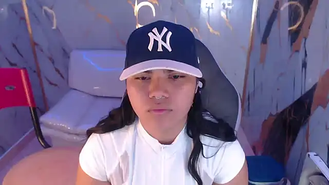 melany rouse18 online show from 8, 10, 2025