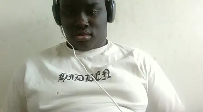 Snapshot of Akawsijunior21 chatting on 2, 3, 2025 Akawsijunior21 online show from 2, 3, 2025