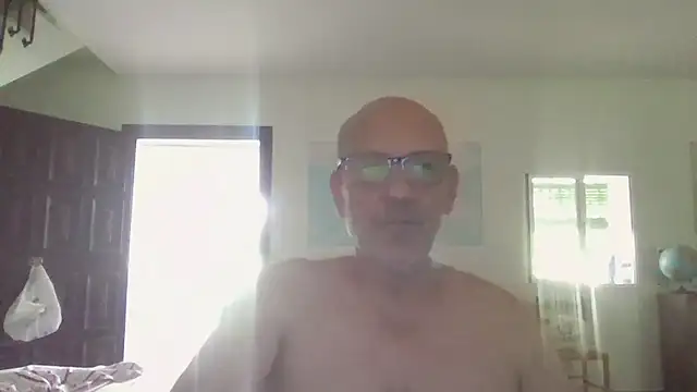 Snapshot of llopaco chatting on 6, 7, 2026 llopaco online show from 6, 7, 2026