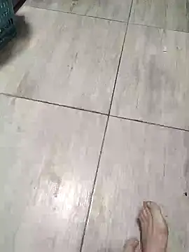 Snapshot of Loly2025 chatting on 24, 2, 2025 Loly2025 online show from 24, 2, 2025