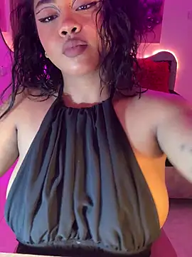 Snapshot of Dahiana_Giil chatting on 9, 5, 2026 Dahiana Giil online show from 9, 5, 2026
