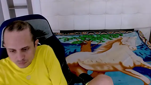 JhonTorres018 online show from 1, 11, 2025