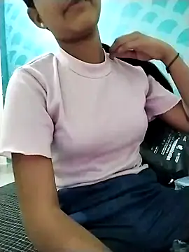 Snapshot of Aaradhna-hoy chatting on 9, 3, 2025 Aaradhna-hoy online show from 9, 3, 2025