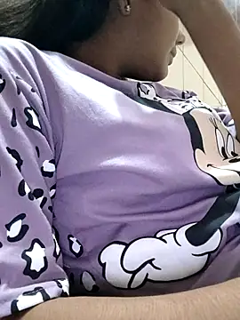 Snapshot of Aaradhna-hoy chatting on 12, 9, 2025 Aaradhna-hoy online show from 12, 9, 2025