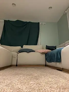 plaintreebull online show from 22, 3, 2026