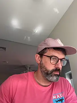 plaintreebull online show from 9, 4, 2026