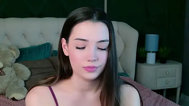 Alice Deleon online show from 18, 3, 2026