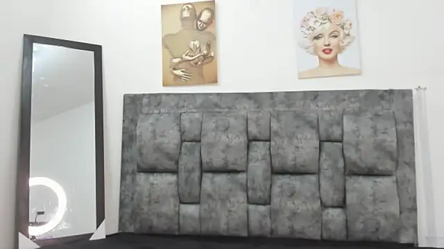 Snapshot of Chloe_diamondss chatting on 18, 3, 2025 Chloe diamondss online show from 18, 3, 2025