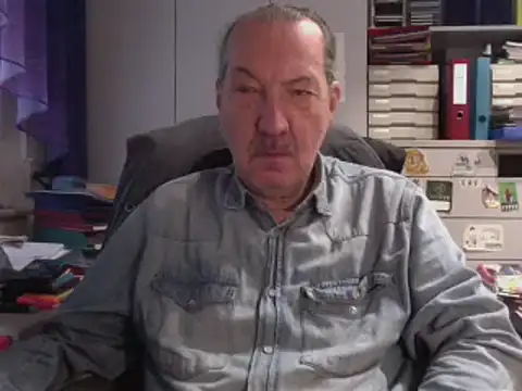 Snapshot of HMStraps01 chatting on 6, 1, 2025 HMStraps01 online show from 6, 1, 2025