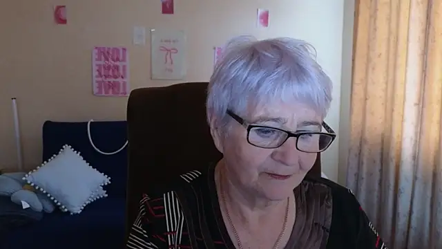 Sandra Snowflake online show from 15, 5, 2026