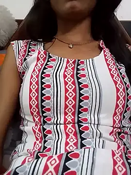 Snapshot of yourslady_ chatting on 6, 10, 2025 yourslady  online show from 6, 10, 2025