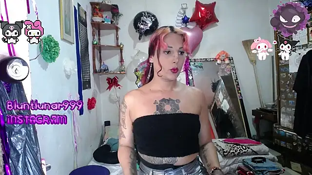 Snapshot of purplekattlyn chatting on 22, 2, 2025 purplekattlyn online show from 22, 2, 2025