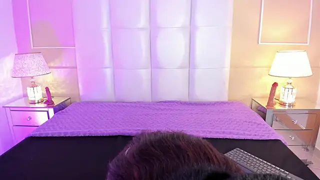 Pariss-Salvatore online show from 5, 3, 2025