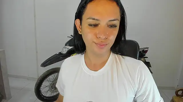 Ladyy Sweet22 online show from 4, 6, 2026