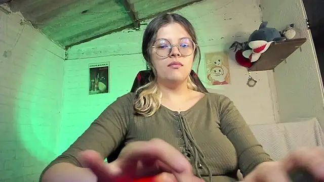 Emily  katz online show from 12, 9, 2025