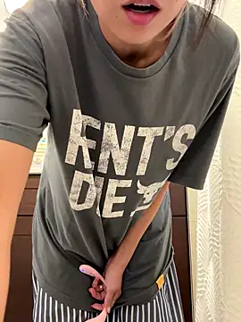 skybeatrice7 online show from 17, 9, 2025