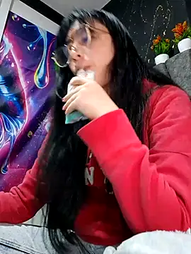 Arielle lov online show from 21, 10, 2025