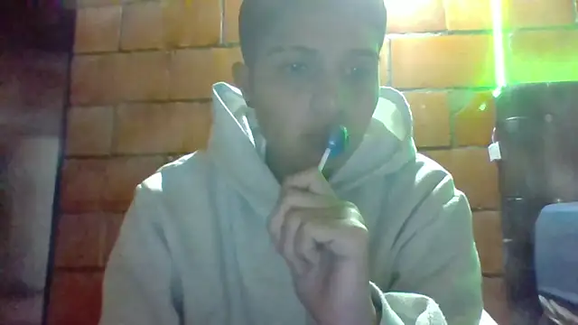 Snapshot of cora-gunn chatting on 16, 3, 2025 cora-gunn online show from 16, 3, 2025