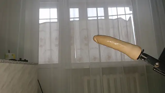 Snapshot of DreamMoon chatting on 22, 12, 2025 DreamMoon online show from 22, 12, 2025