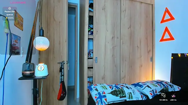 Snapshot of fitnolan chatting on 12, 11, 2025 fitnolan online show from 12, 11, 2025