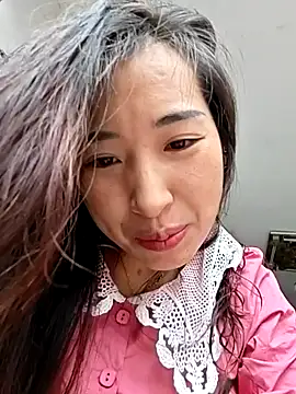 Snapshot of hebe-02 chatting on 9, 9, 2025 hebe-02 online show from 9, 9, 2025