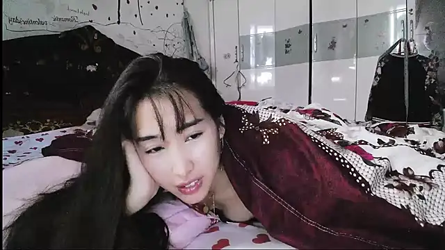 Snapshot of hebe-02 chatting on 30, 10, 2025 hebe-02 online show from 30, 10, 2025