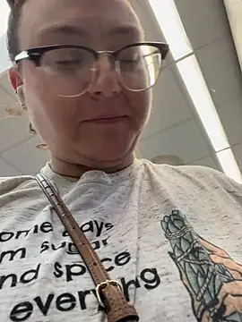 HTXBELLE online show from 25, 2, 2026