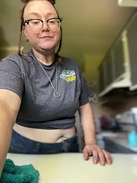 HTXBELLE online show from 31, 3, 2026