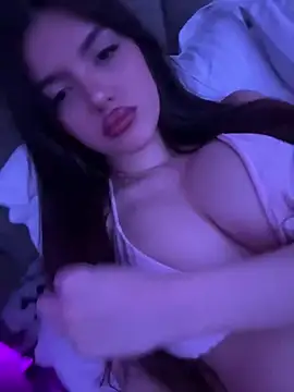 Snapshot of NaomiMulan chatting on 2, 3, 2025 NaomiMulan online show from 2, 3, 2025