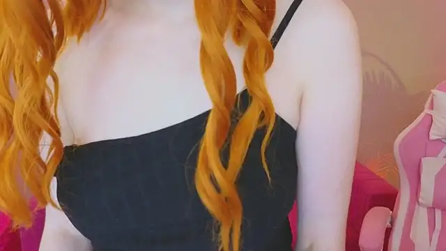 Snapshot of KristinMoore chatting on 15, 3, 2025 KristinMoore online show from 15, 3, 2025