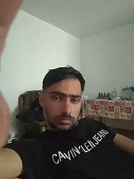 Snapshot of andreiiiii2025 chatting on 25, 5, 2026 andreiiiii2025 online show from 25, 5, 2026
