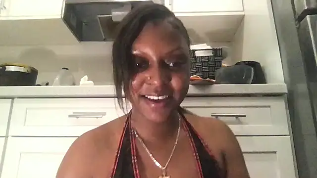 Snapshot of BubblyBabyy chatting on 25, 2, 2025 BubblyBabyy online show from 25, 2, 2025