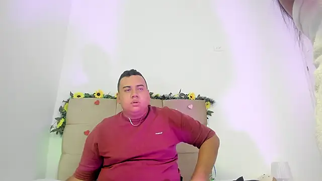 MICHAEL AND SHARON online show from 8, 3, 2025