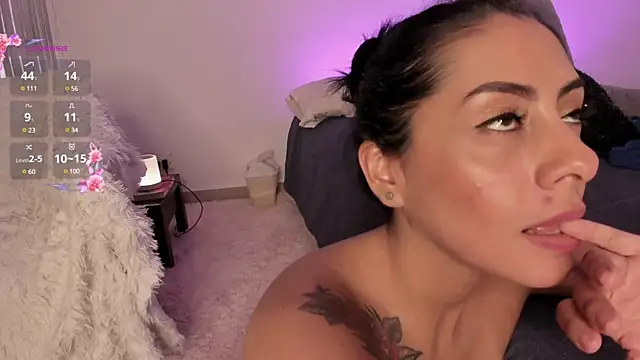  lucianapalmer online show from 4, 3, 2025